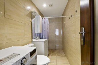 NA PREDAJ 2-IZBOVÝ BYT S VEĽKOU TERASOU V OBCI MALÉ LEVÁRE - 10