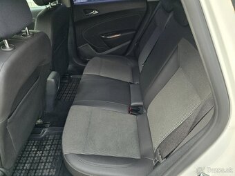 Opel Astra 1,4 Turbo - 10