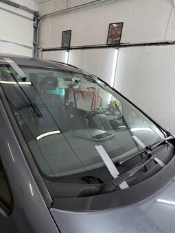 Profesionálna oprava a výmena autoskiel Bratislava - 10