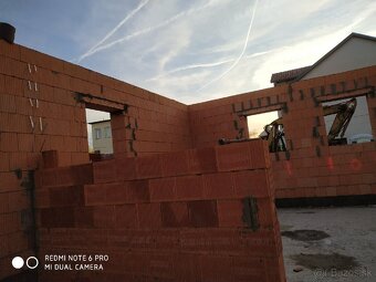 Partia murárov zháňa zákazky na rok 2026 - 10