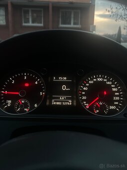 Volkswagen Passat 1.6 TDI BMT Comfortline - 10