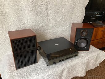 ZREPASOVANÝ gramofón TESLA NZC 300 - 10