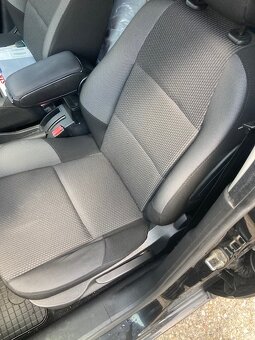 Peugeot 207 SW 1.6 HDi FAP Active - 10