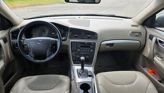 Volvo XC70 2.4 D5 AWD - 10