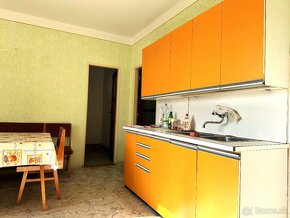 Na predaj dom s veľkým pozemkom 1216m2 Ivanka pri Dunaji - 10