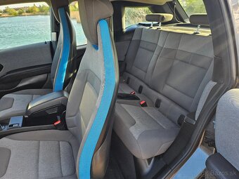 BMW i3 94Ah 170ps rok 2017 - 10