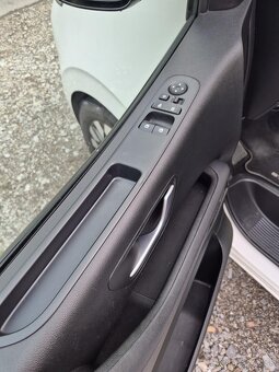 Hyundai Staria 2,2CRDi, LUXURY, Automat, 4x4 - 10