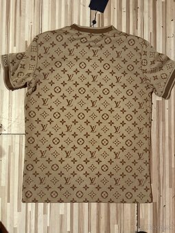 Louis Vuitton - 10