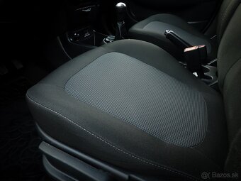 HYUNDAI i20 1.25 benzin - 83tis km-2014-LED-KLIMA-VYHREV SED - 10