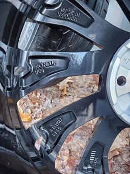 Letní alu kola Helix 19" Škoda Superb 235/40 R19 - 10