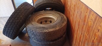 315/80R22.5 - 10