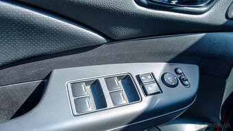 Honda CR-V 2.0 i-VTEC Executive 4WD A/T - 10