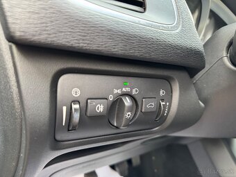 Volvo V40 2.0 diesel - 10
