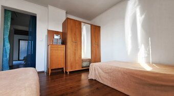 Krásny slnečný rodinný dom Rovinka 165m2 - 10