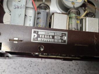 TESLA Sputnik / BAKELITOVÉ RÁDIO / Tesla 320A - 10