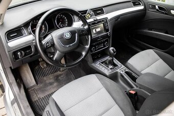 Škoda Superb Combi 2.0 TDI, 125kW (2012) - 10