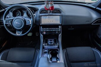 Jaguar XE 2.0 I4D R-SPORT AWD / DPH - 10