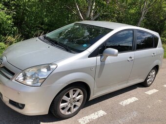Toyota verso corolla - 10