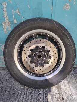 HARLEY DAVIDSON PREDNÉ KOLESO 19X 3,5 - 10