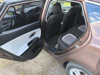 Kia Ceed 1.6Crdi 94kw - 10