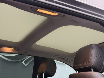 Mercedes-Benz E trieda Kombi 220 d 4MATIC A/T - 10
