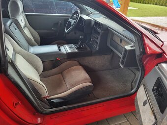 Pontiac Fiero GT - 10