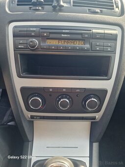 Škoda Octavia Combi 1.6 TDI CR DPF 4x4 Ambiente - 10