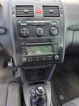 VW Touran - 10
