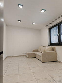 2 izbový byt na prenájom PB ihneď voľný - 10