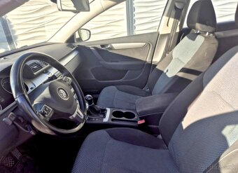 VW Passat 1.6 TDI Variant Comfortline - 10