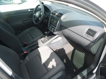 Volkswagen Golf 1,4i 16v 2004 - 10