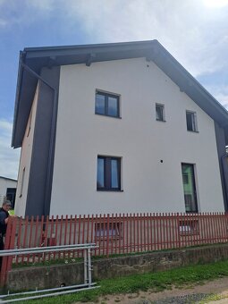 Zatepľovanie fasád na kľúč- sezona 2025 - 10