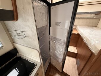 OBYTNÝ AUTOMOBIL MILLER TORONTO - 10