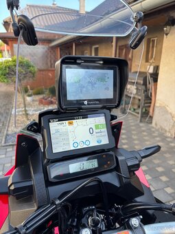 Honda africa twin crf 1100 - 10