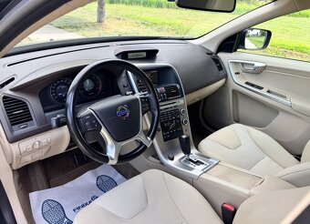 VOLVO XC60 2.4 D3 AWD AT SUMMUM GEARTRONIC - 10