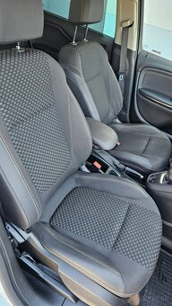 Opel Zafira Tourer 1.4i LPG Turbo ECOTEC 140k 7-miestne - 10