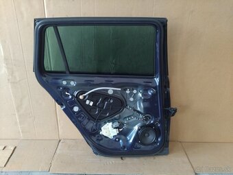 dvere VW Passat B8 - LH5X - 10