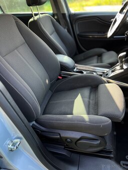 Opel Zafira Tourer - 10