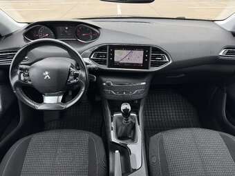 Peugeot 308 kombi SW 1.5 BlueHDi SR auto 1. majiteľ rok 2020 - 10