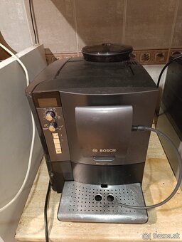Automatický kávovar Bosch - 10