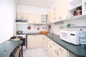 3 iz. byt blízko RAČIANSKEHO Mýta, tehlový dom, tichá lokali - 10