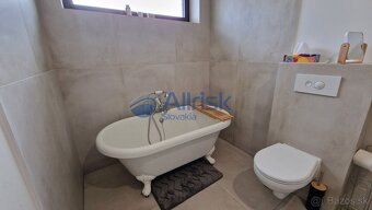 Na prenájom: Novostavba moderného bungalovu - 10