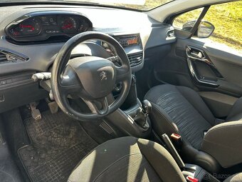 Peugeot 208 1.4 HDI - 10