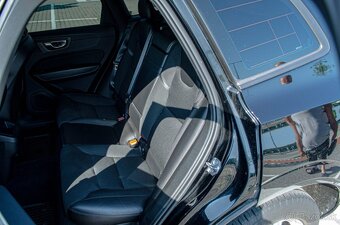 Volvo XC60 D4 Momentum A/T - 10