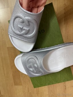 Gucci šlapky - 10