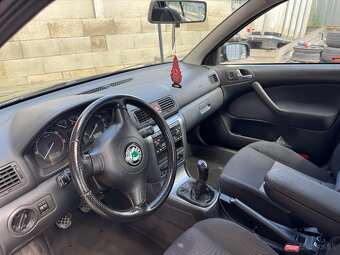 Škoda Octávia 1,9Tdi 81 kW limuzína - 10