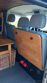 VW Transporter T5 1.9 TDI - 10