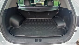 KIA  SPORTAGE  2,0  CRDI   AWD   A/T   PLATINUM - 10