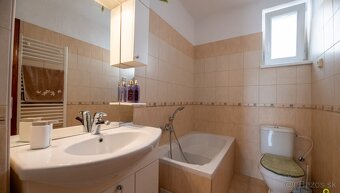 PEKNÝ RODINNÝ DOM KANIANKA 540 M2 - 10