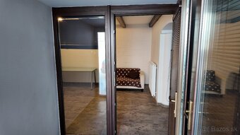 2x obchodné priestory v centre DS, Sládkovičová - 10